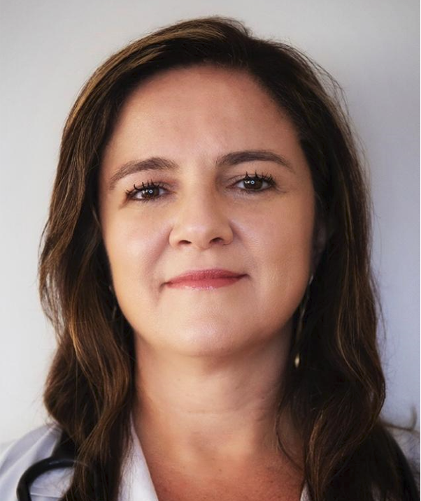Dra. Adriana Monteiro de Barros Pires